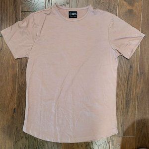 NW/OT CUTS curved hem Mens Tshirt size M Medium